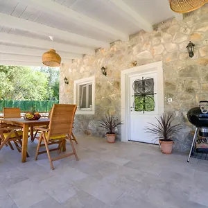 Stone House Magali Sveti Jakov